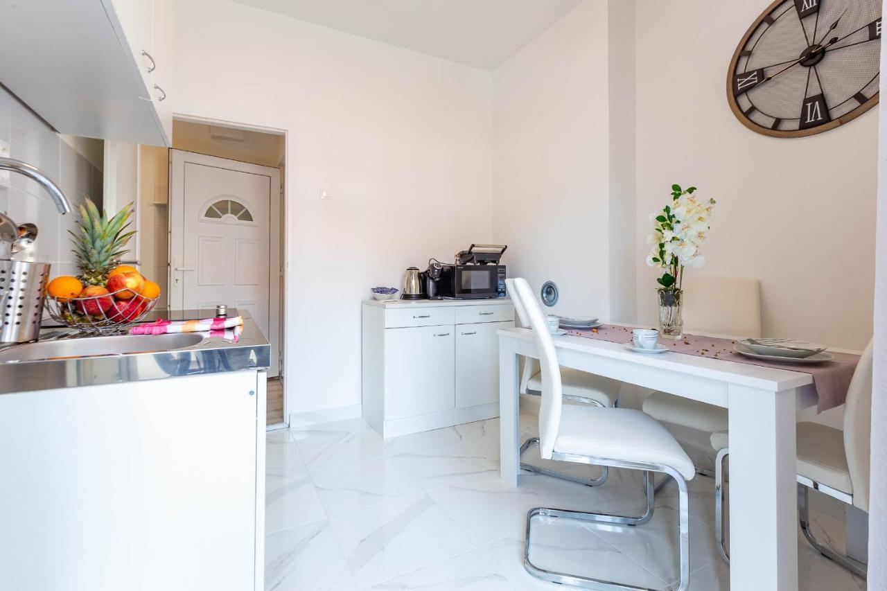 Viktorija 1br Appartement *